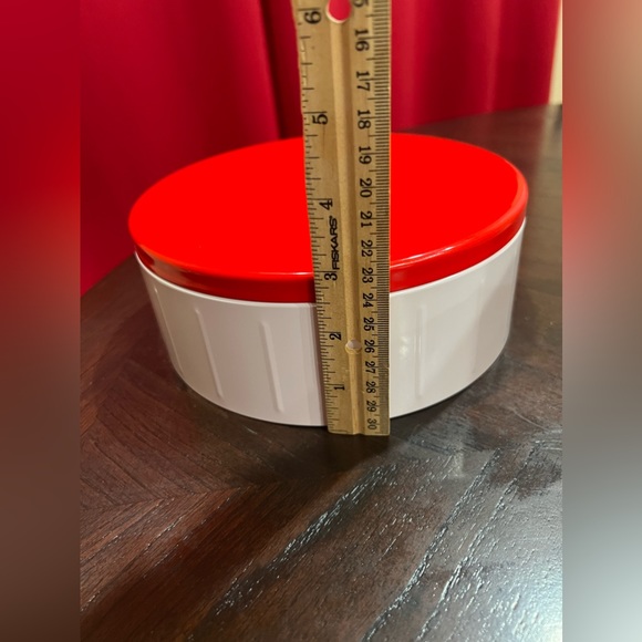 Target  metal container - Picture 3 of 3